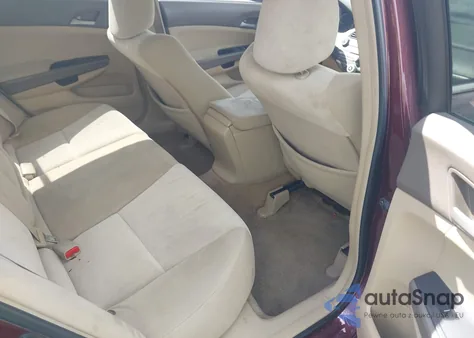 2009 Honda Accord 2.4 Lx-P z USA, uszkodzony, nr VIN 1HGCP26409A173511